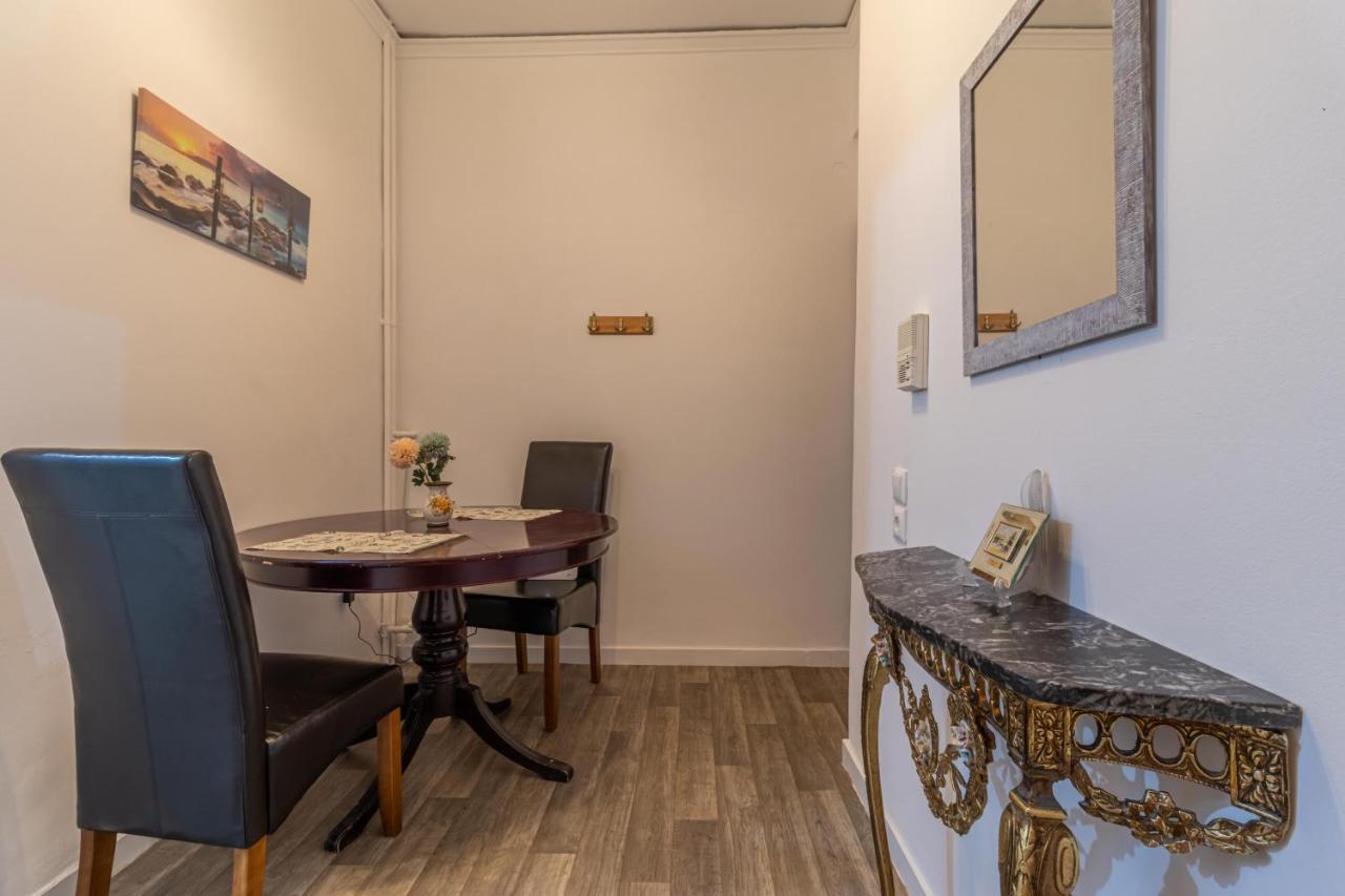 Studio Melange In Loutraki Dt Экстерьер фото